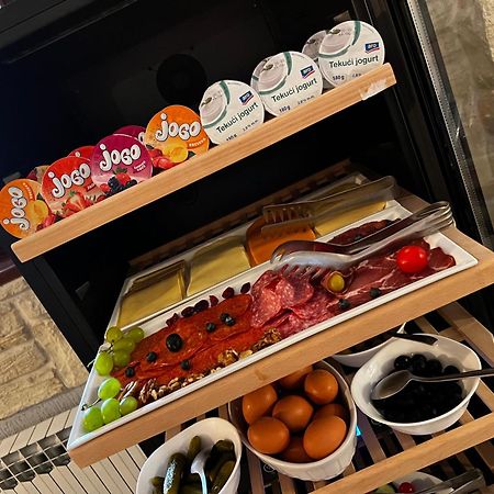Boutique Suites Joyce Medulin With Free Parking 外观 照片