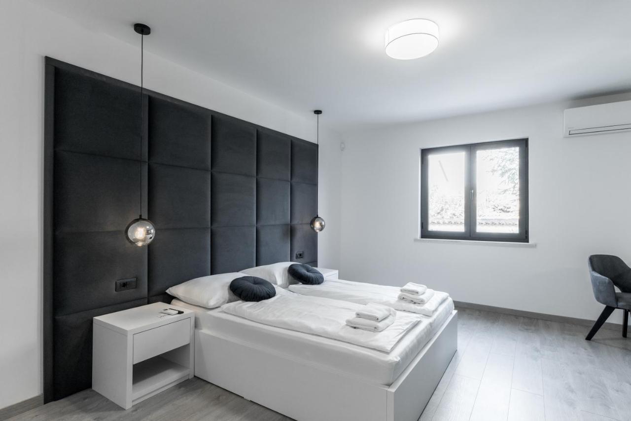 Boutique Suites Joyce Medulin With Free Parking 外观 照片